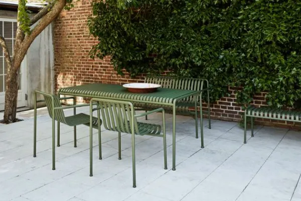 HAY 1 Palissade Bord og 4 Palissade Dining Armchair