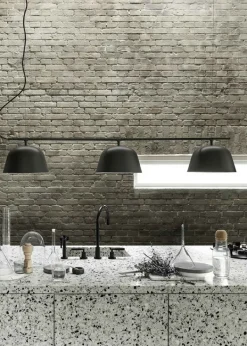 Clearance Muuto Ambit Rail Lampe Sort