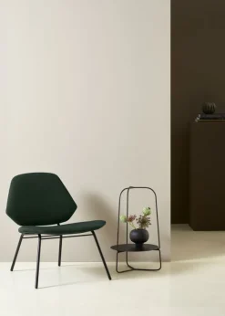 Woud Auku flower stand