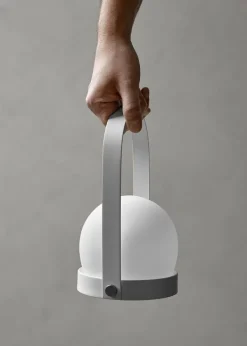 Sale Audo Copenhagen Carrie table lamp - Portable Brændt rød