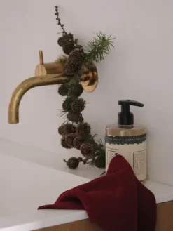 Best Humdakin Christmas hand soap Christmas Spirit