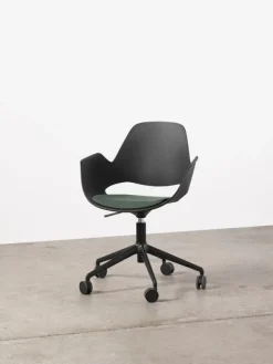 Best HOUE FALK Chair / 5 Star with Castors Black