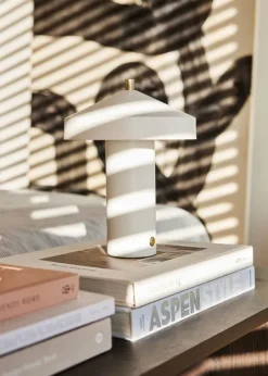 Best OYOY LIVING Hatto bordlampe LED Hvid