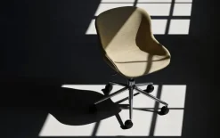 Best Normann Copenhagen Hyg Stol Drejestel 5W Gaslift Sæde: Sand / Stel: Aluminium