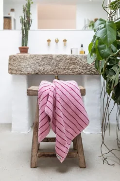 Sale Bongusta Naram Towels Baby Pink / Ski Patrol Red