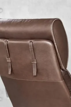BERG Furniture Nasa Armchair w. Footrest