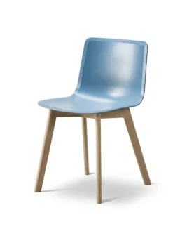 Best Fredericia Furniture Pato Wood Chair 4225 by Welling/Ludvik Storm