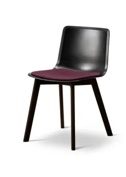 Best Fredericia Furniture Pato Wood Chair 4226 by Welling/Ludvik - Seat Upholstery Black/Fiord 591