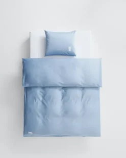 Hot Magniberg Pure Sateen pudebetræk Haze Blue