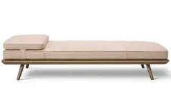 New Fredericia Furniture Spine Lounge Suite Daybed 1700 by Space Copenhagen Vegetal 90 Natural / Lacquered Oak