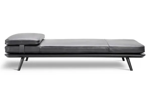 Clearance Fredericia Furniture Spine Lounge Suite Daybed 1700 by Space Copenhagen Primo 88 Black / Black Lacquered Oak