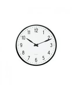 Arne Jacobsen Station Ure