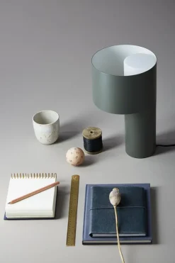 Woud Tangent table lamp