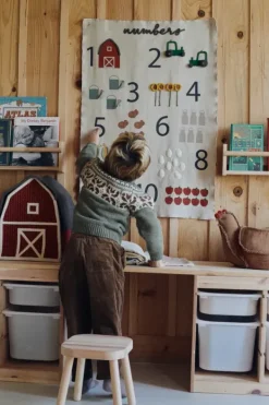 Børn Lorena Canals Wall Hanger Farm Numbers